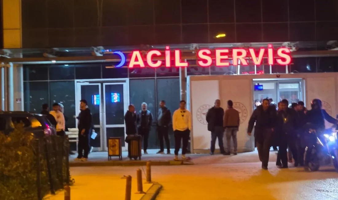 Hatay’daki deprem konutlarında, polis memuru babasına ait silahla kendini vurduğu