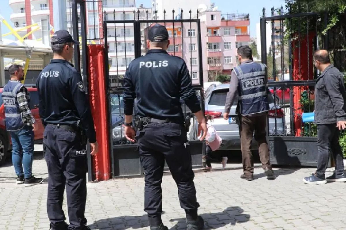 Bursa’da bir sosyal medya platformunda, okullara yönelik saldırı planladığına dair