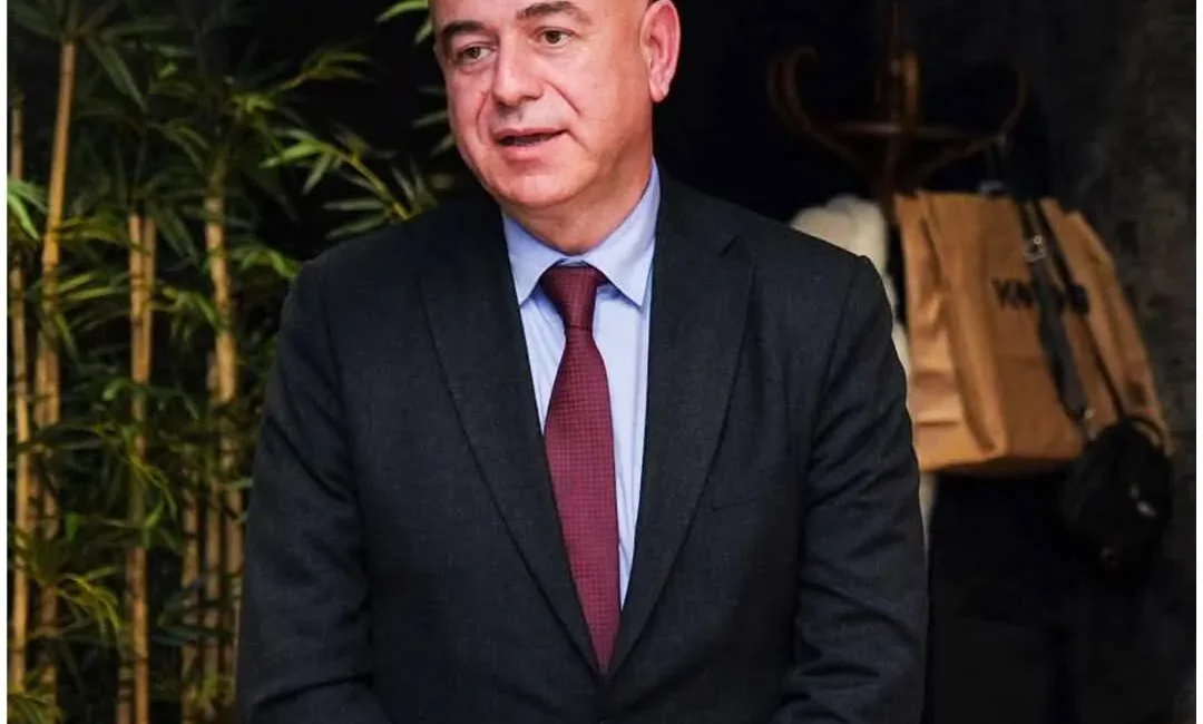 Tayfun Balıkçı, Sadettin Hülagü’nün sosyal konut açıklamalarını eleştirerek kamuya ait