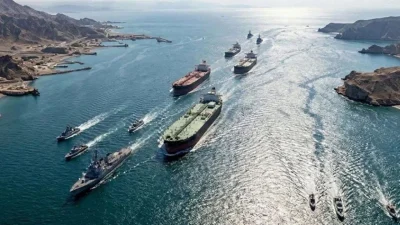 İran, kısa süre önce açık olduğunu duyurduğu Hürmüz Boğazı için