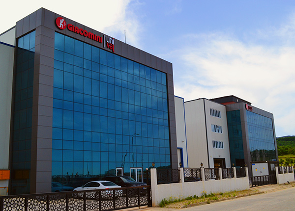 Tesisat armatürleri sektörünün öncü isimlerinden Giacomini Unival, Kocaeli Dilovası’ndaki fabrikasında