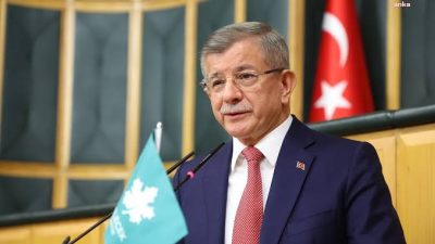 Gelecek Partisi Genel Başkanı ve eski Başbakan Ahmet Davutoğlu, teşkilat