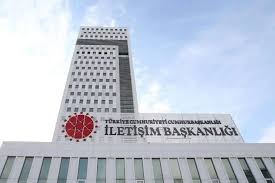 Körfez ilçesindeki 23 Nisan kutlamaları üzerinden yayılmaya çalışılan "bayrağa saygısızlık"