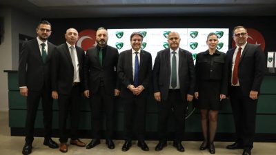 Trendyol Süper Lig ekiplerinden Kocaelispor, yeni sezon öncesi hem sahada
