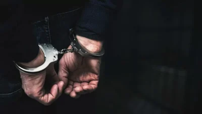 Kocaeli’nin Çayırova ilçesinde bir ikametten servet değerinde ziynet eşyası ve