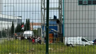 Sakarya’nın Hendek ilçesinde bulunan bir alüminyum fabrikasında meydana gelen feci