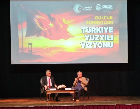 Gölcük Belediyesi tarafından "Türkiye Yüzyılı Vizyonu" kapsamında Kazıklı Kervansaray’da düzenlenen
