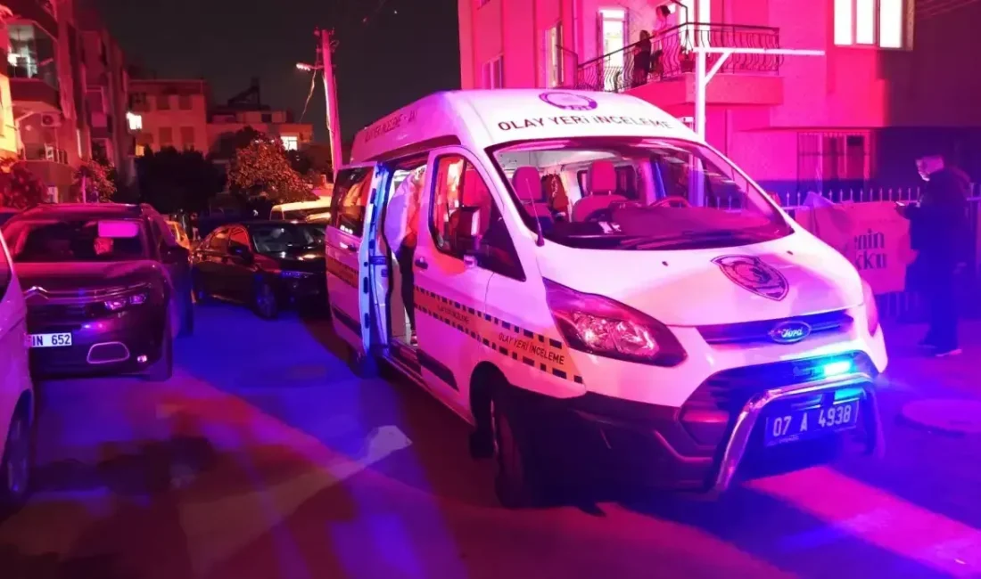 Antalya'da 16 yaşındaki bir gencin evinde başından vurulmuş halde ölü