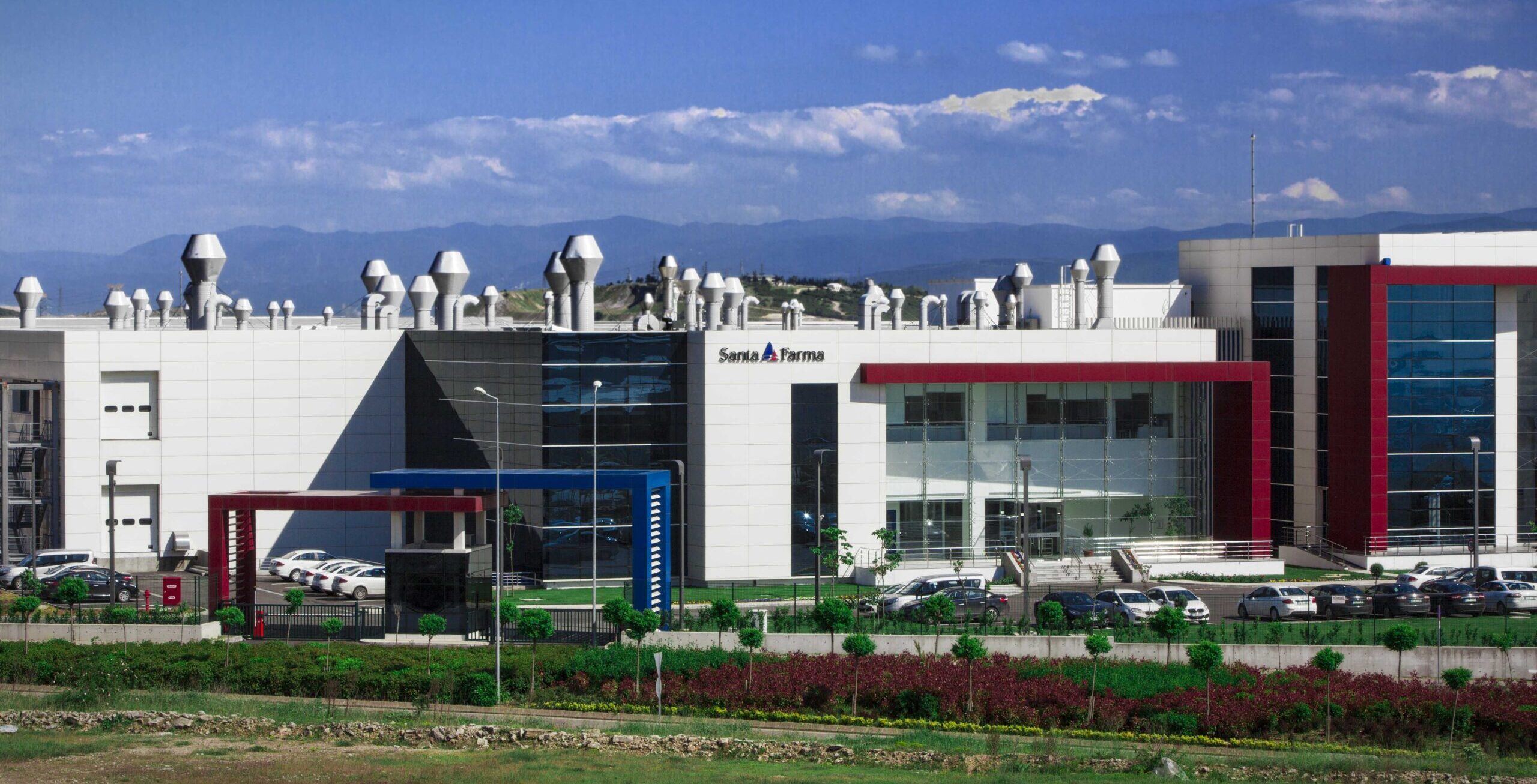 Kocaeli'nin sanayi üssü Dilovası'nda faaliyet gösteren ilaç sektörünün köklü kuruluşlarından