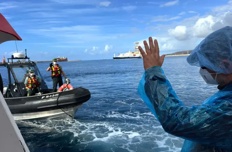 Dünya, Tenerife limanına demirleyen Hollanda bandıralı "MV Hondius" gemisinden gelen