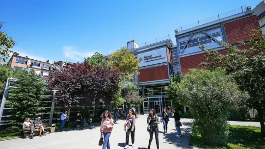 Kurucu vakfına kayyım atanmasının ardından faaliyet izni kaldırılan İstanbul Bilgi