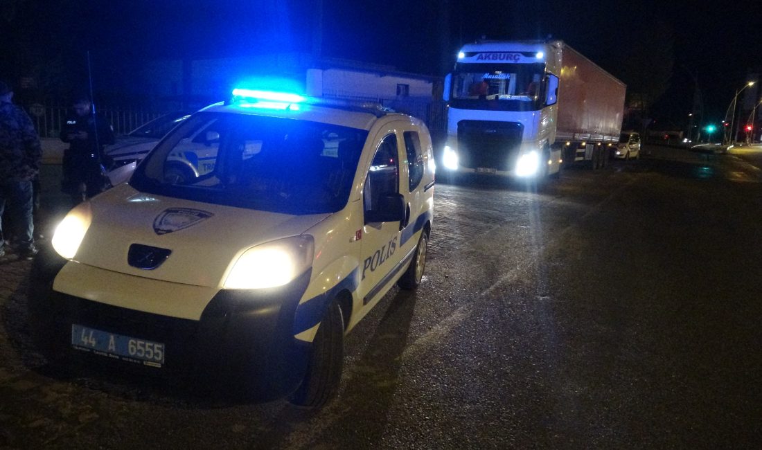 Malatya'nın Darende ilçesinde yol kenarında ağır yaralı halde bulunan 58