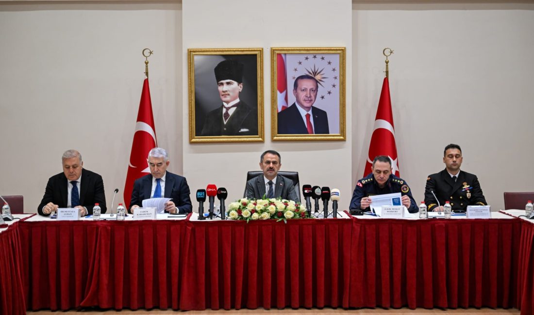 Kocaeli'de nisan ayında terör ve kaçakçılık operasyonlarında 10 kişi tutuklanırken