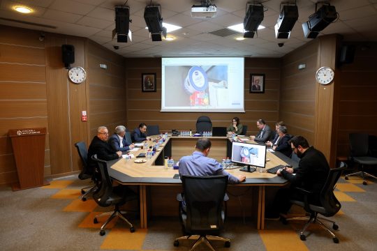 Kocaeli Büyükşehir Belediyesi Encümeni, toplu taşıma ve market denetimlerini değerlendirdi.