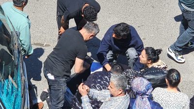 Zonguldak'ta minibüsün altında kalan 69 yaşındaki kadın, vatandaşların el birliğiyle