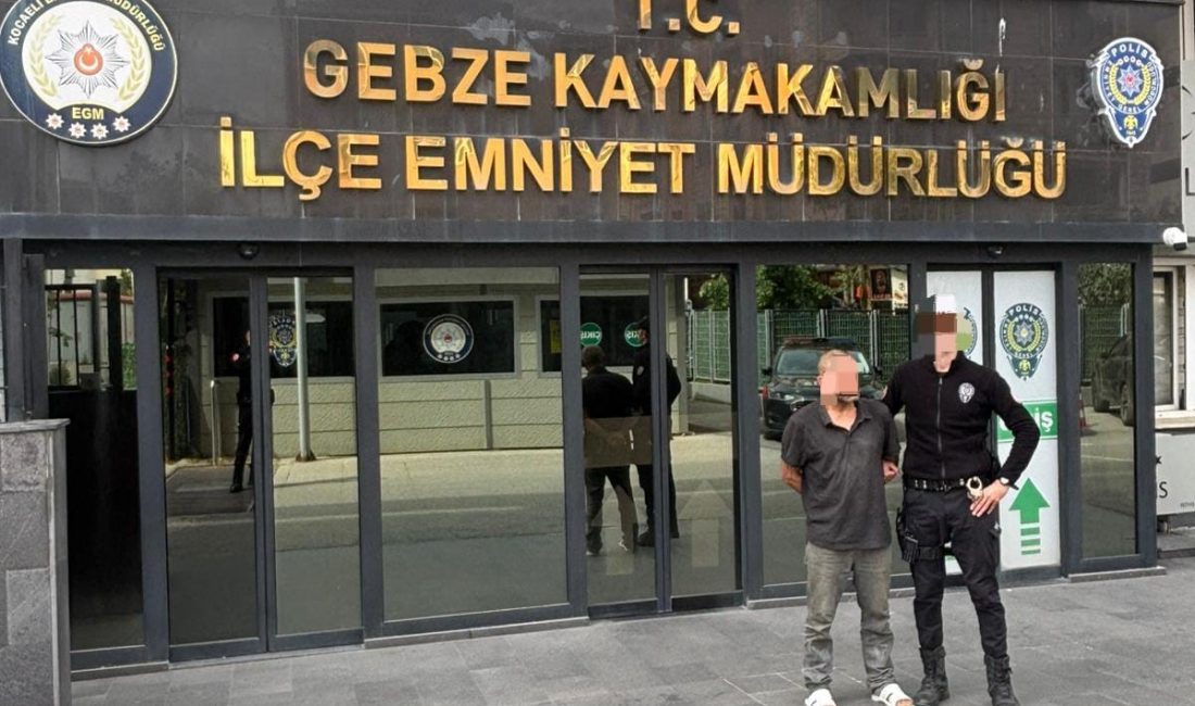 Kocaeli İl Emniyet Müdürlüğü ekiplerinin düzenlediği operasyonda, hakkında uyuşturucu ticareti