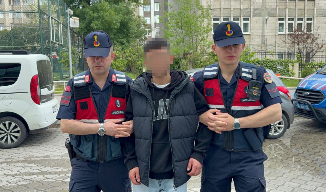 Samsun’un Atakum ilçesinde yolda önü kesilen 45 yaşındaki E.E., uğradığı