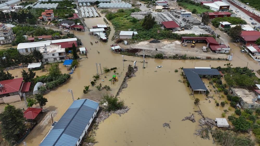 Meteoroloji Genel Müdürlüğü’nün günlerdir uyarılarda bulunduğu Hatay’dan kahreden bir son