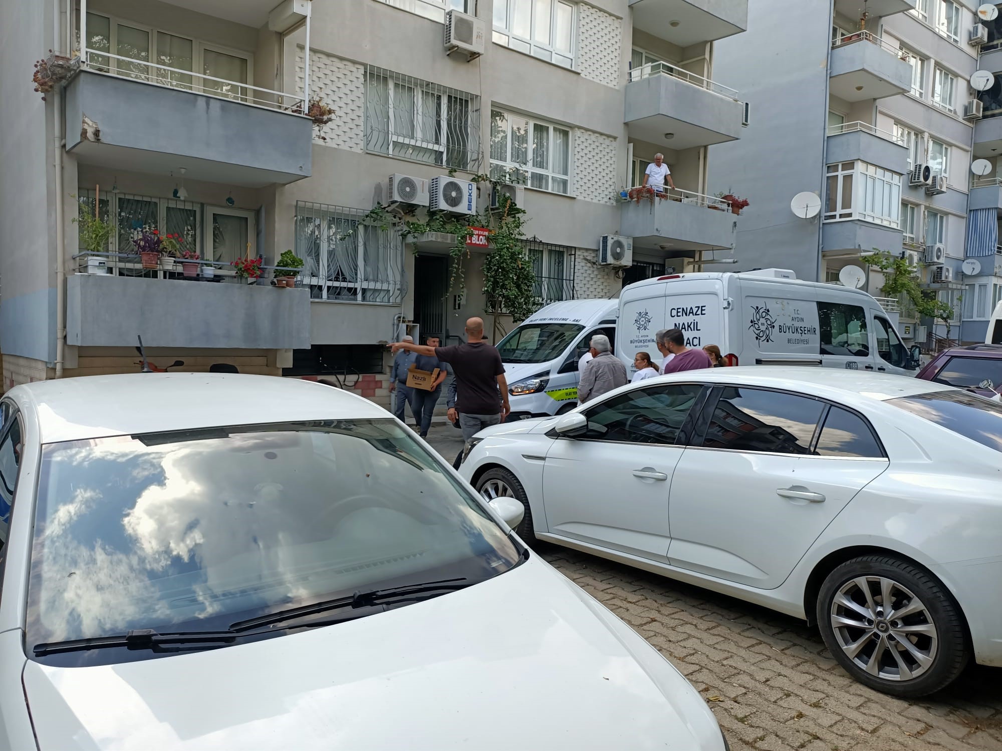 Aydın'ın Efeler ilçesinde bir süredir kanser tedavisi gördüğü öğrenilen 78