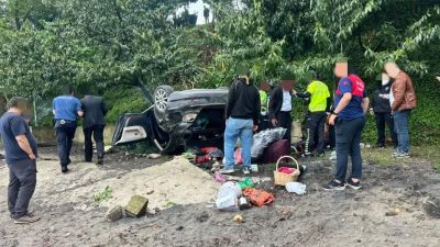 Giresun’un Piraziz ilçesinde, Karadeniz Sahil Yolu üzerinde seyir halinde olan