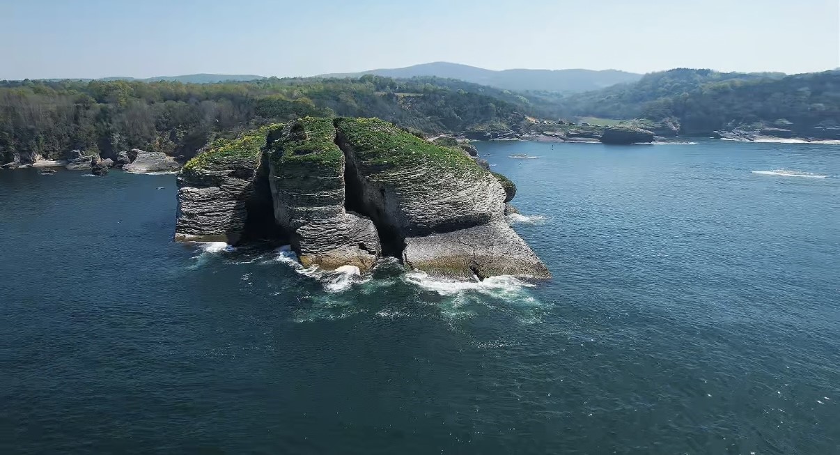 Kocaeli'nin doğa ve deniz turizminde göz bebeği olan Kandıra sahilleri,