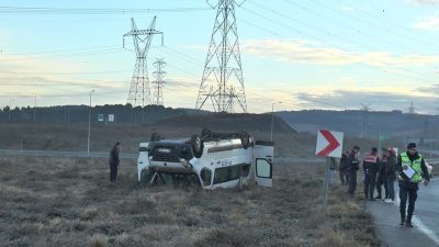 Kocaeli'nin Gebze ilçesinde 9 işçinin yaralandığı servis kazasına ilişkin yerel