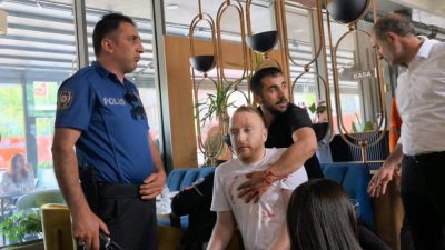 Bursa’nın İnegöl ilçesinde, trafikte yol verme meselesi yüzünden başlayan gerginlik