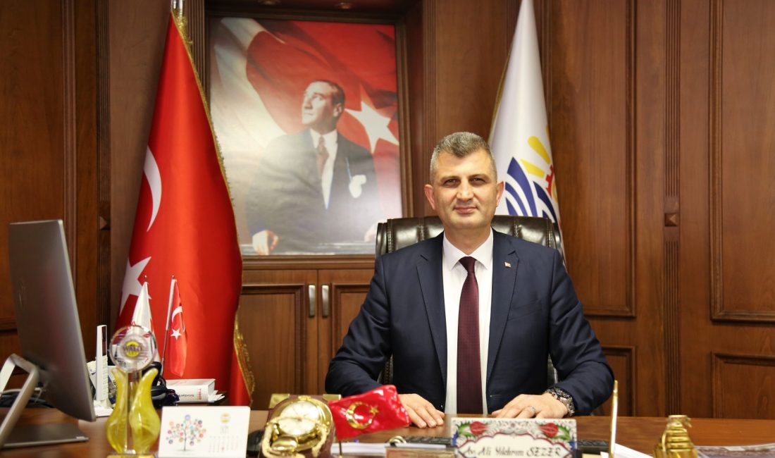 Gölcük Belediye Başkanı Ali Yıldırım Sezer, Kurban Bayramı münasebetiyle bir