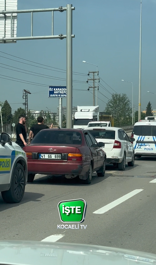 İzmit’in en yoğun ulaşım arterlerinden biri olan D-100 karayolunda sabah