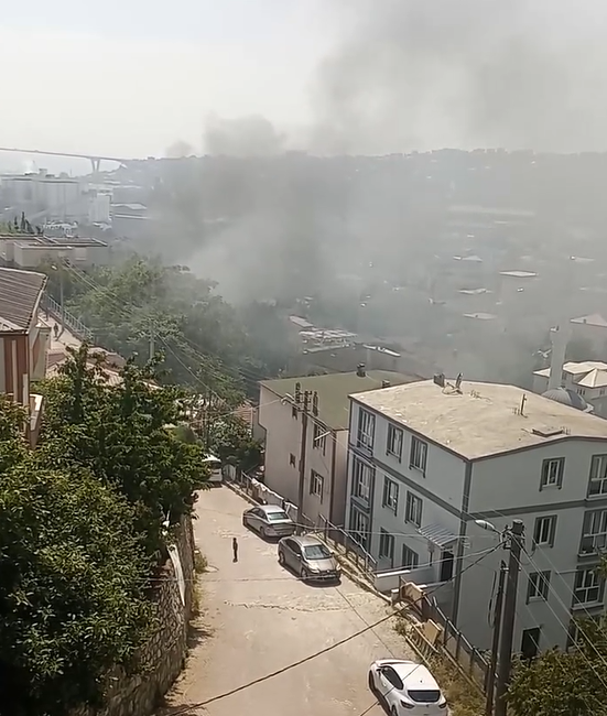Kocaeli’nin Dilovası ilçesi Kayapınar Mahallesi Adalet Sokak’ta bulunan bir evde,