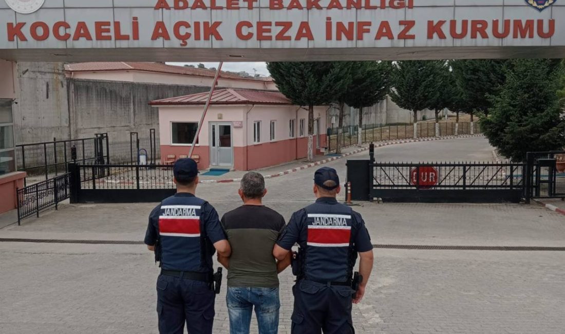 Kocaeli İl Jandarma Komutanlığı, aranan suçluların yakalanmasına yönelik yürüttüğü kararlı