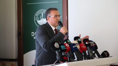 Derince Belediye Başkanı Sertif Gökçe, görevdeki ikinci yılını değerlendirdiği kapsamlı