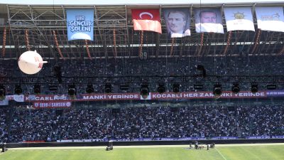 Kocaeli, bugün tarihi günlerinden birine ev sahipliği yapıyor. Cumhurbaşkanı Recep
