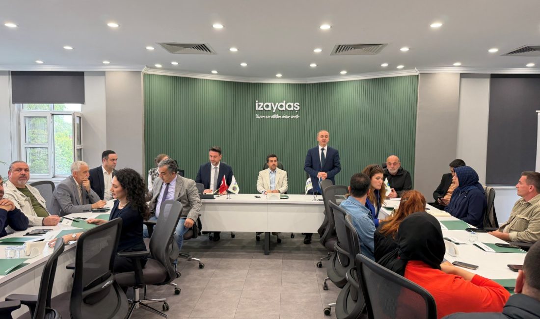 Kocaeli Büyükşehir Belediyesi koordinasyonunda düzenlenen “Sıfır Atık Yönetim Sistemi Değerlendirme