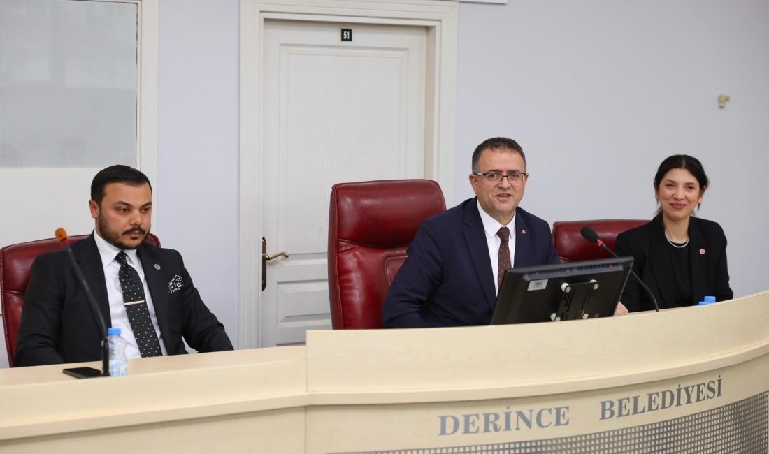 Derince Belediye Başkanı Sertif Gökçe, hizmet kalitesini artırmak amacıyla belediye