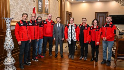 Kocaeli Valisi İlhami Aktaş, il genelindeki dayanışma ruhunu güçlendiren ziyaretler