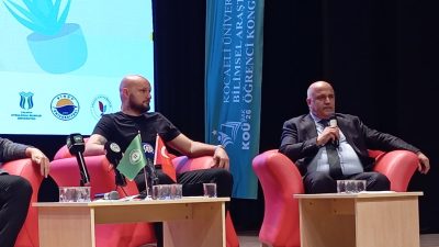 Kocaelispor Başkanı Recep Durul, Kocaeli Üniversitesi Umuttepe Kampüsü’nde düzenlenen panelde