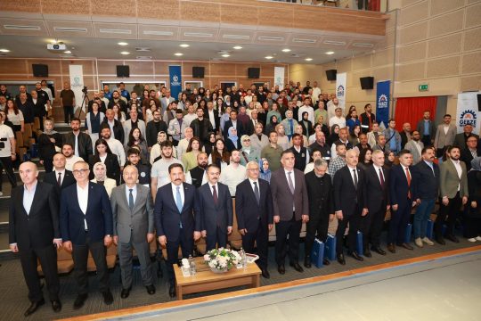 Gebze Belediyesi, 6 Şubat depremlerinin ardından yaşanan derin acıları, sergilenen