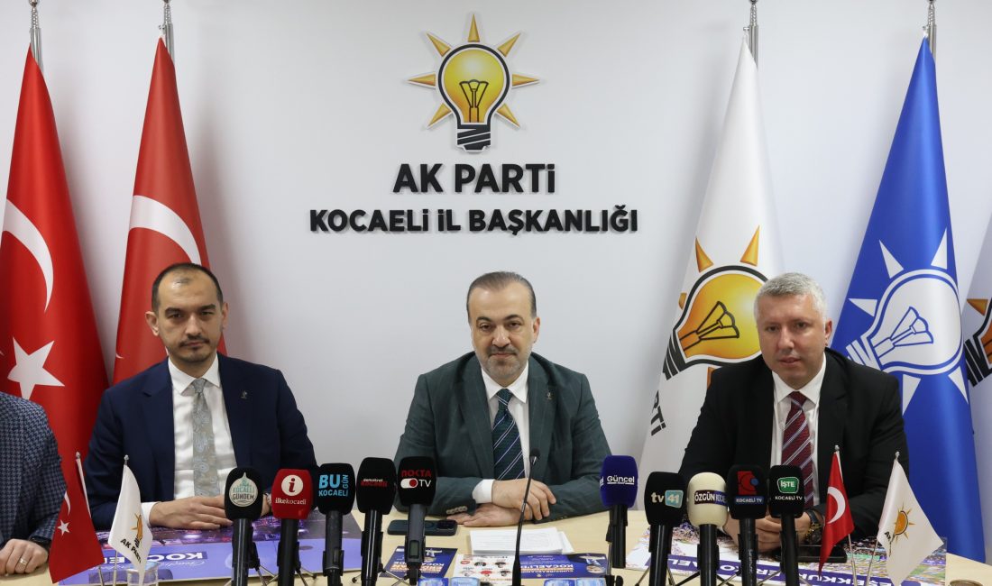 AK Parti Kocaeli İl Başkanı Şahin Talus, Kocaeli İl Başkanlığı’nda