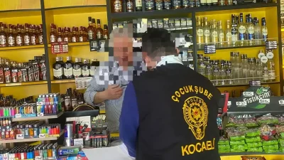 Kocaeli İl Emniyet Müdürlüğü Çocuk Şube Müdürlüğü ekipleri, çocukların güvenli