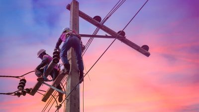 Kocaeli’nin Körfez ilçesi Hereke bölgesinde bir inşaat çalışması sırasında elektrik