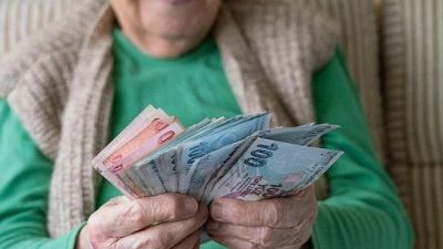 Milyonlarca emeklinin büyük bir heyecanla beklediği müjdeli haber, kabine kanadından