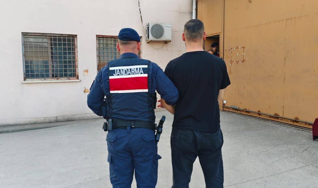 Kocaeli İl Jandarma Komutanlığı ekipleri, uyuşturucu madde ticareti suçundan hakkında