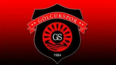 Gölcükspor’un profesyonel lige geri dönüş mücadelesi için kentte heyecan doruğa