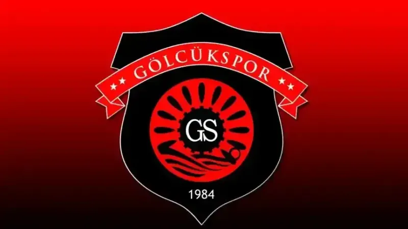 Gölcükspor’un profesyonel lige geri dönüş mücadelesi için kentte heyecan doruğa