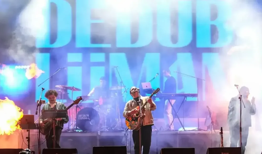 Kocaeli Büyükşehir Belediyesi’nin düzenlediği EnFest Gençlik Festivali, 19 Mayıs kutlamalarının
