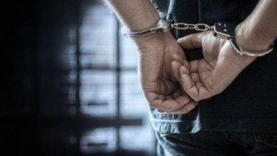 İstanbul merkezli geniş çaplı uyuşturucu soruşturmasında adliyeye sevk edilen şüphelilerin