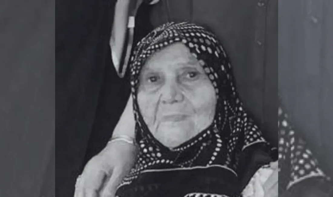 İzmit Çukurbağ Mahallesi Muhtarı Yaşar Tüzer’in annesi, mahallenin sevilen çınarlarından