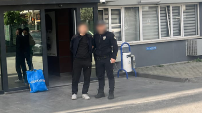 Kocaeli’de emniyet güçlerinin aranan şahıslara yönelik yürüttüğü operasyonlar kapsamında, Gebze
