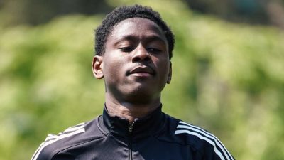 Kocaelispor, sezon başında Fransız ekibi Clermont Foot 63’ten kiraladığı Habib